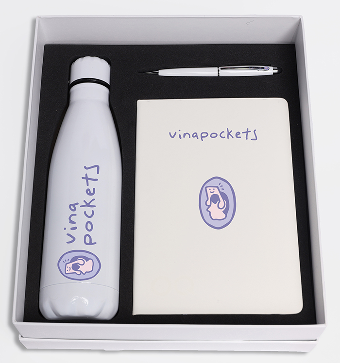 Bottle set